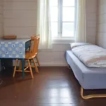 6 Person In *